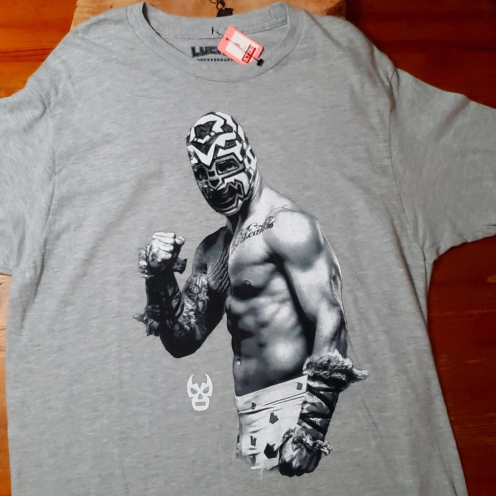 Men t shirt